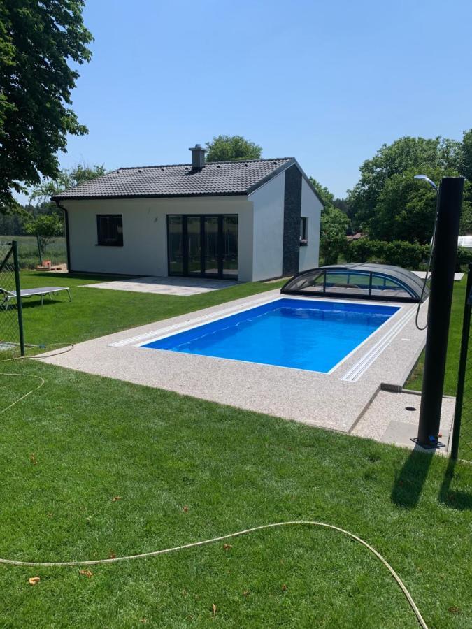 Vilka Petra Pod Bezdezem Villa Bela pod Bezdezem Dış mekan fotoğraf
